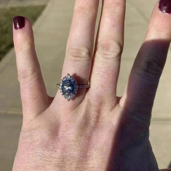 New Women’s Silver Pl. Marquise Oval Ring (Sizes: 8, 9) Multi-color NWT - Picture 6 of 6